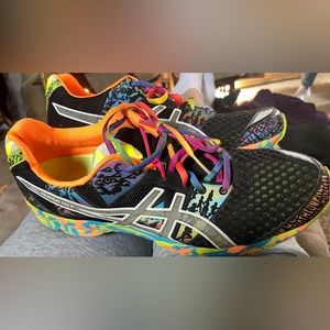 ASICS gel-noosa tri-8.  SIZE 13